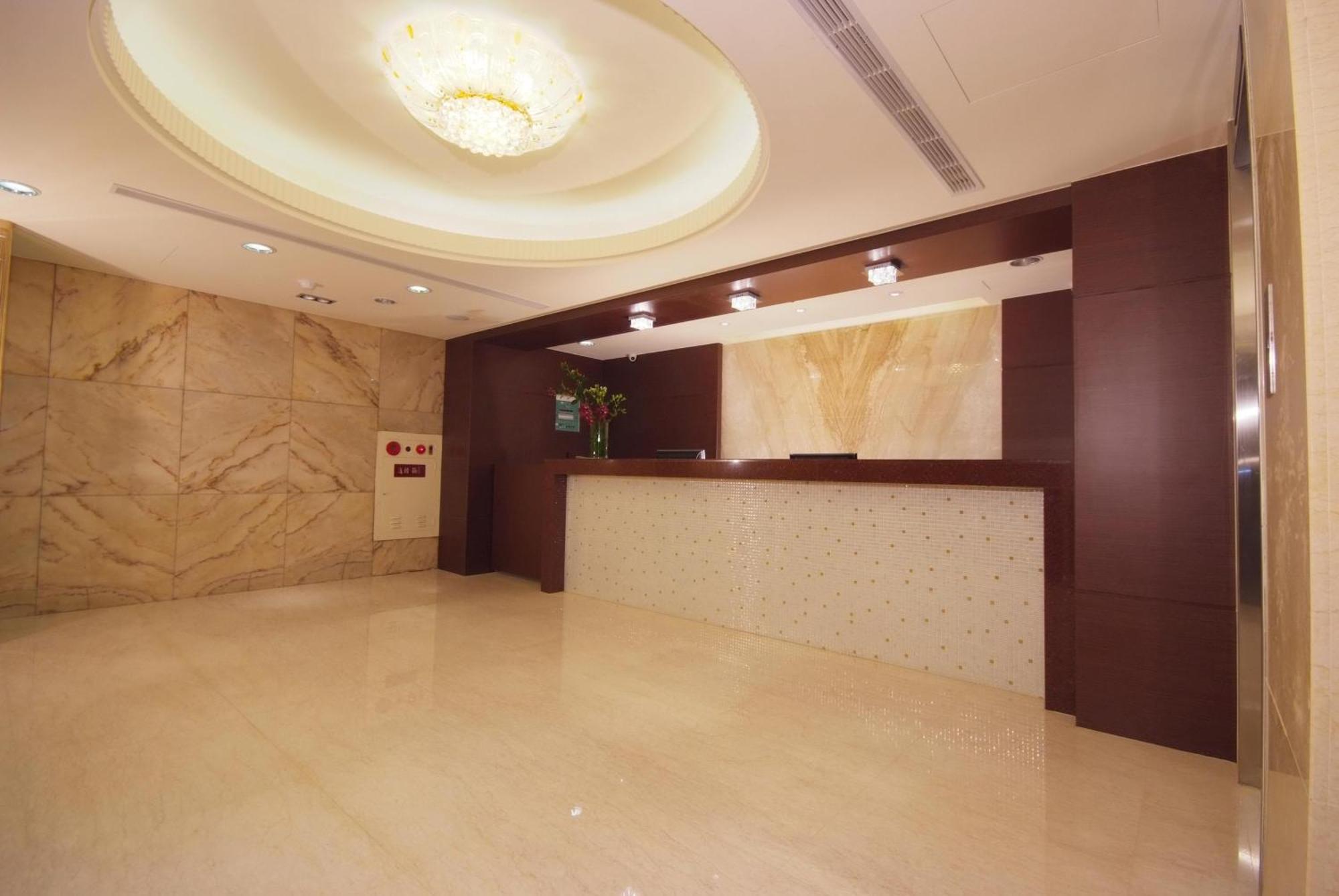 Lio Hotel - Taipei Main Station Bagian luar foto